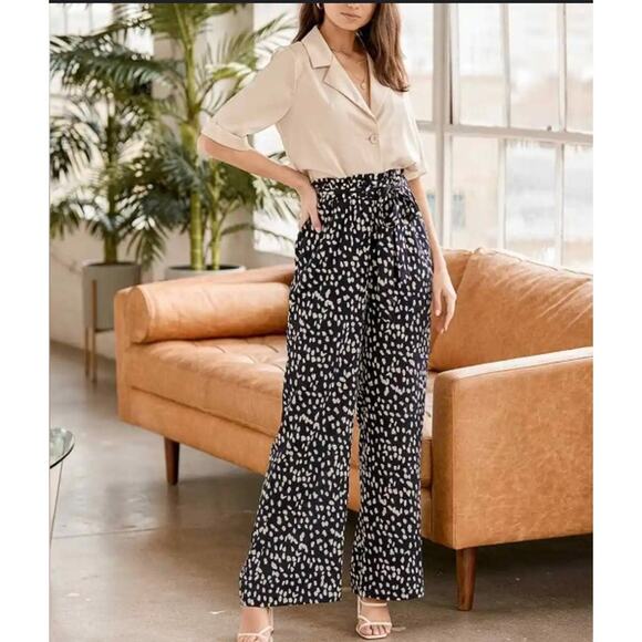 LULUS Black White Dotted Patterned Paperbag Pants Women's Size Small Flowy Boho - Picture 7 of 7